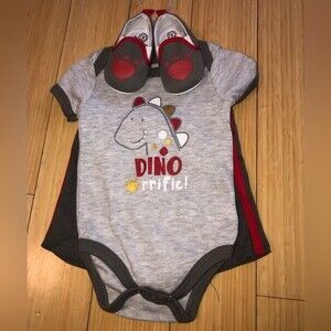 Swiggles Sz 0/3M Baby Boy Dino rrific 4pc Short & Shoe Set NEW NWT
